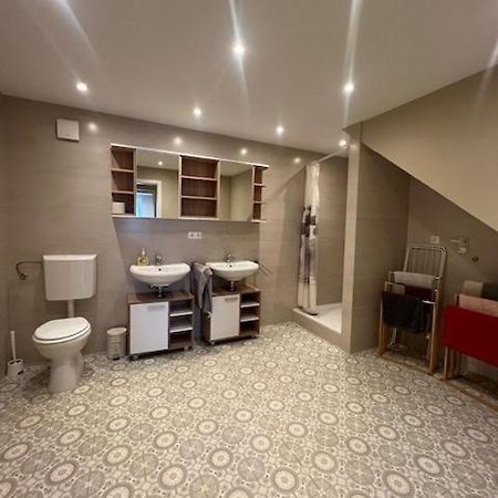 Serena Monteur Apartment Rodenbach  Exterior foto
